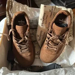Hennessy dior deals
